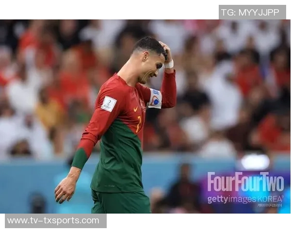 英国业余队前锋比赛中尝试修大灯却因缺工具未能成功